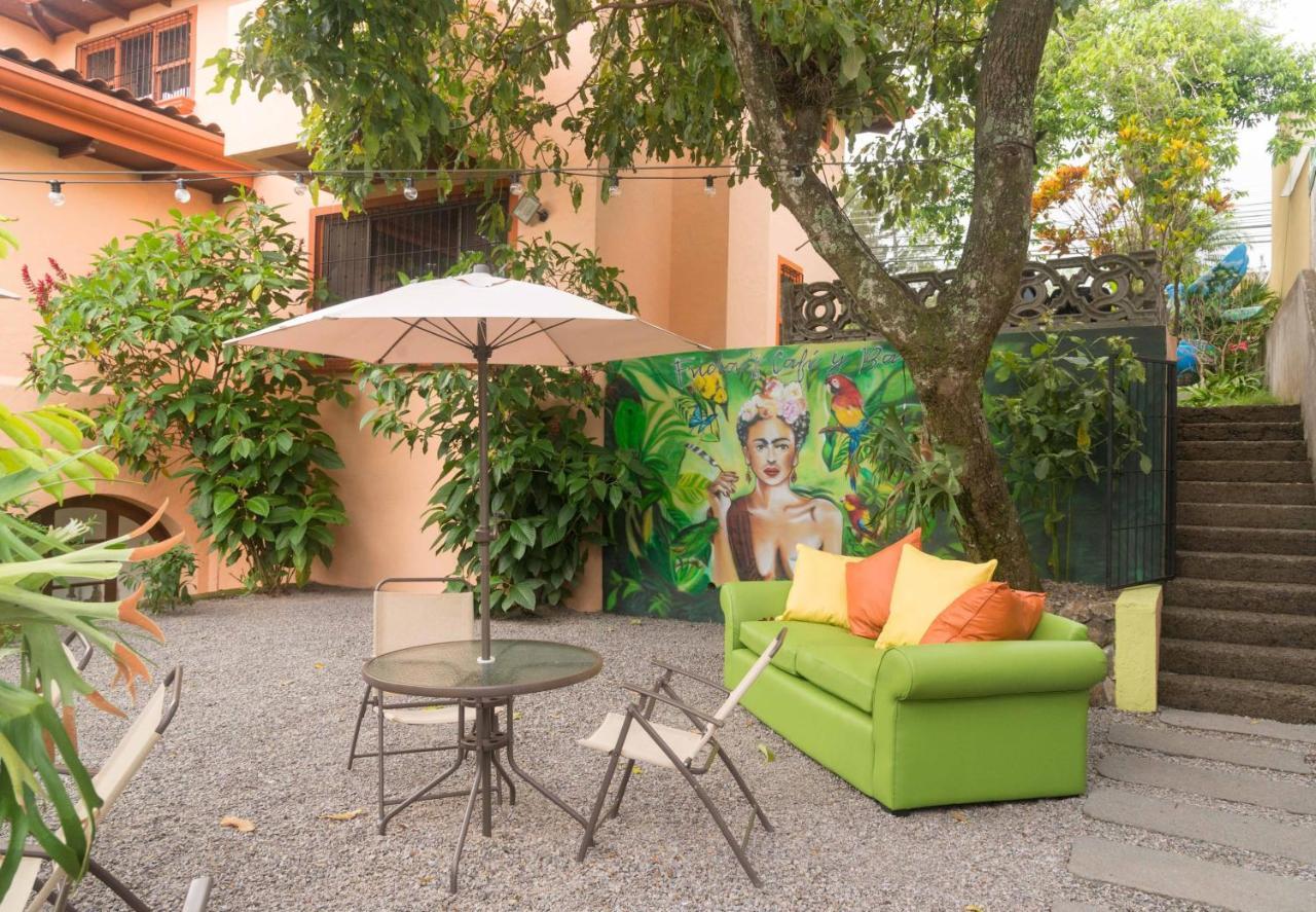 Luna Inn B&B Ciudad Cariari Exterior foto